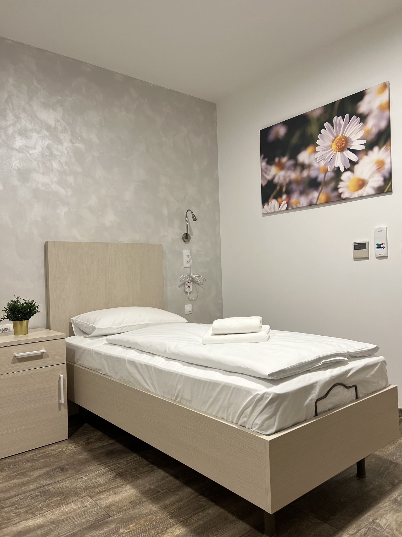 STANDARD ROOMS (STANDARDNA SOBE)