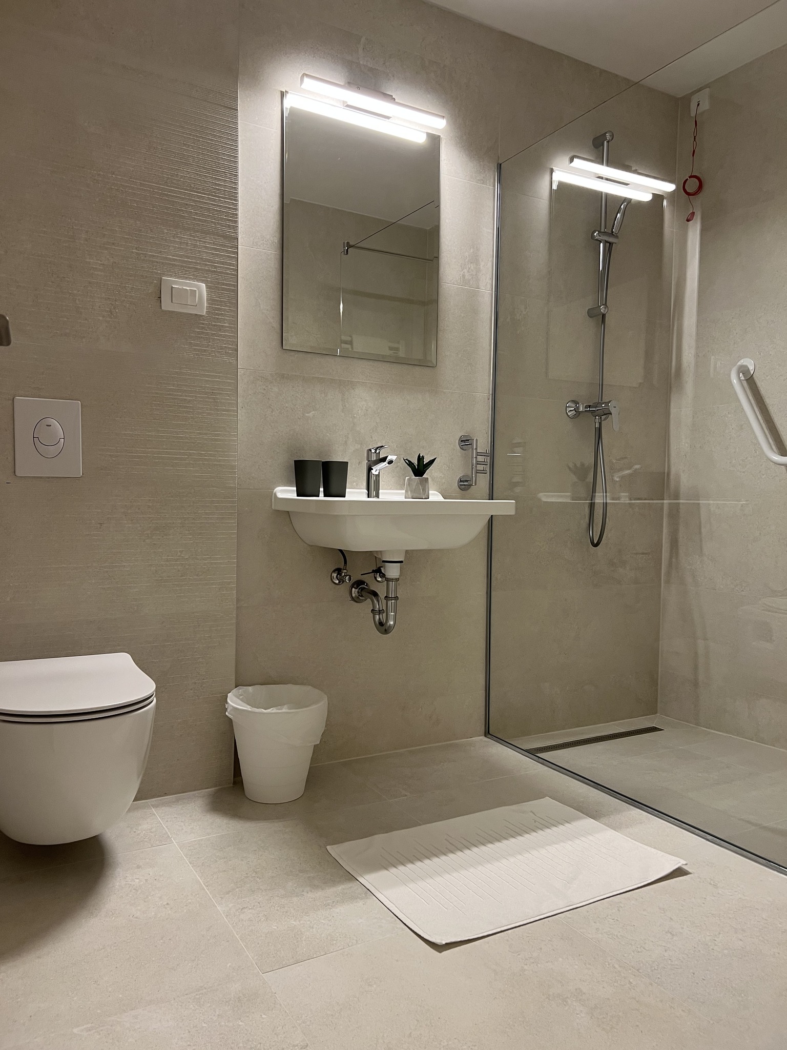 STANDARD ROOMS (STANDARDNA SOBE)