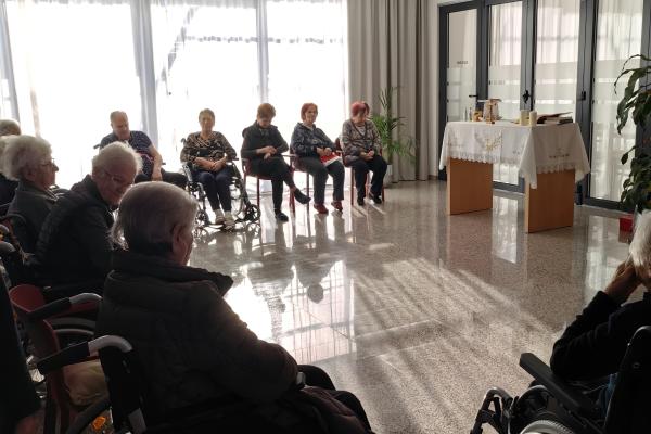 Božićna Sveta Misa i Ispovijed u Domu za Starije osobe PIO uz Don Josipa  Periša iz Župe Kučiće