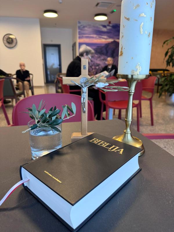 Blagoslov doma za stare i nemoćne "Pio"