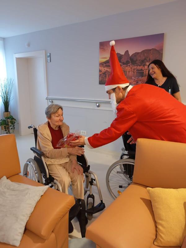 Toplina i zajedništvo na Badnjak
